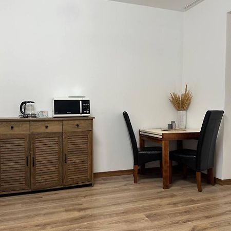 Rynok Square Apartment Liov Exterior foto