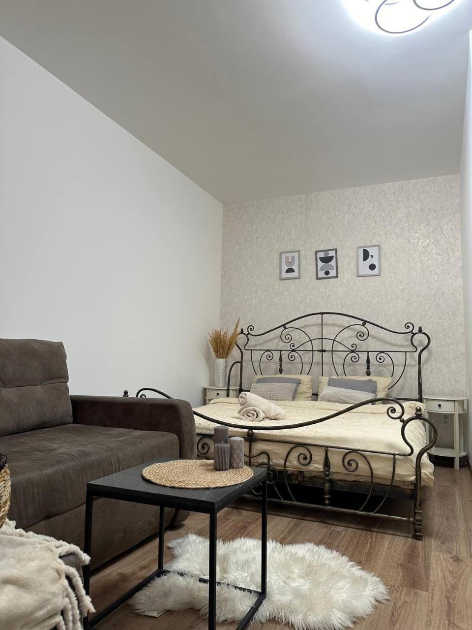 Rynok Square Apartment Liov Exterior foto